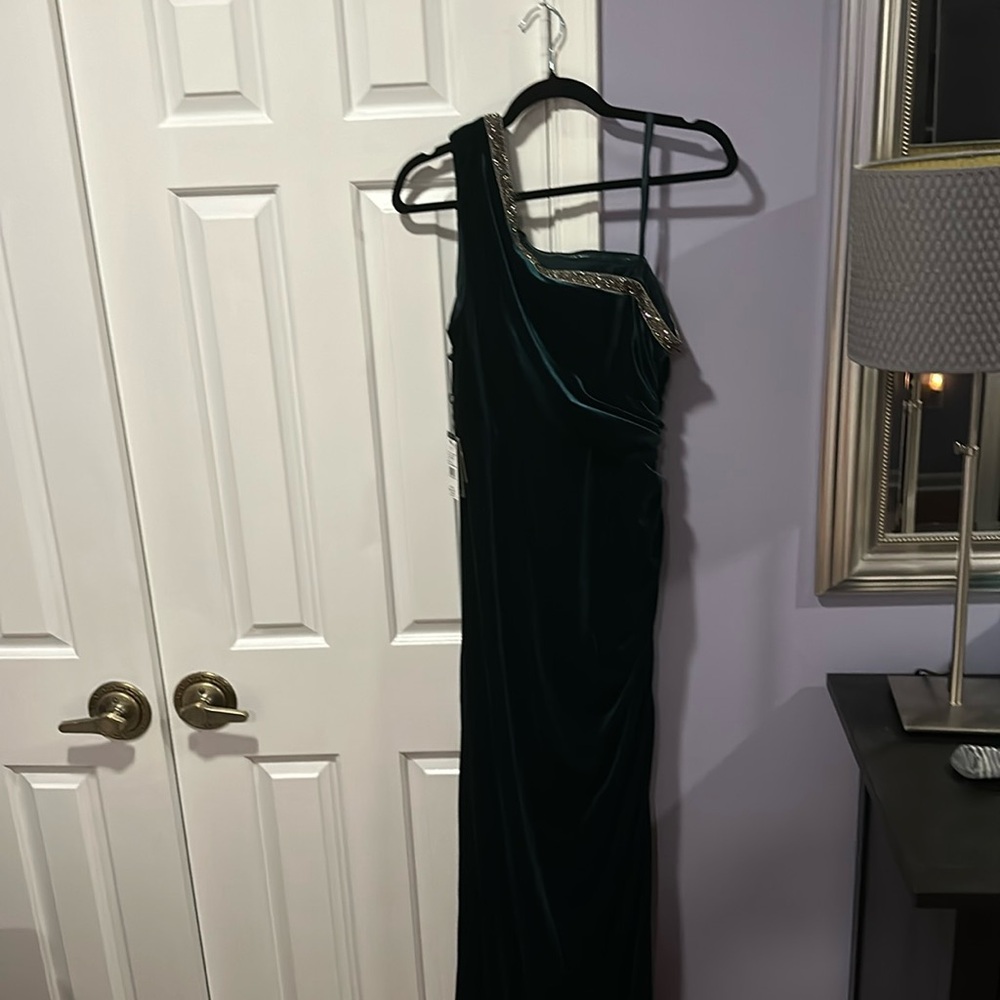 Brand new formal gown